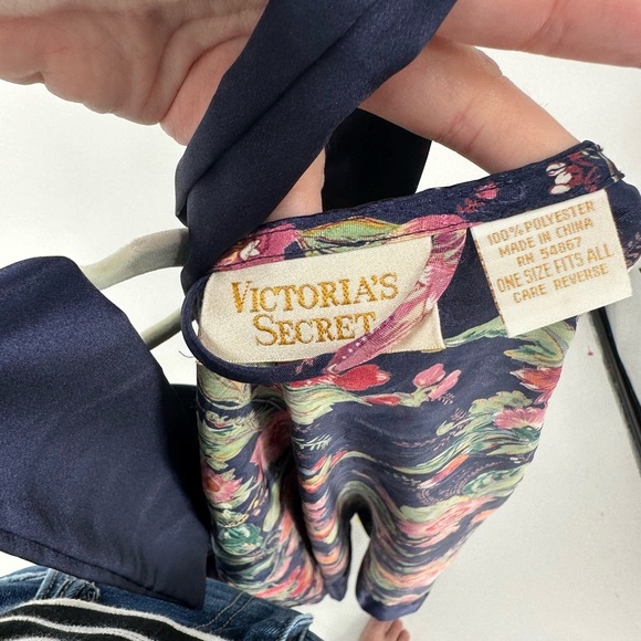 VINTAGE Victoria Secret Floral Printed Kimono Boho Chic Gold Label One Size - Picture 5 of 5